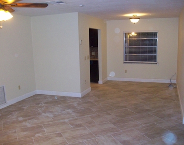 9677 Sandalfoot Boulevard - Photo Thumbnail 5