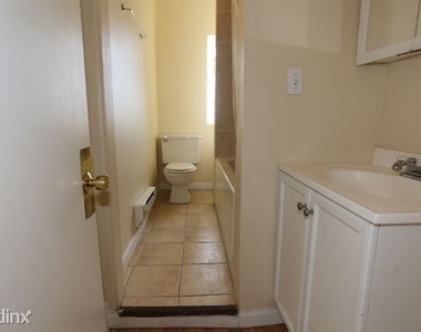 4555 N Malden St 303 - Photo Thumbnail 16