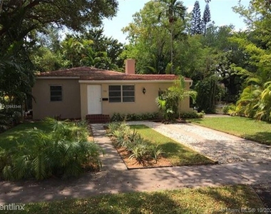 732 Mendoza Ave - Photo Thumbnail 1