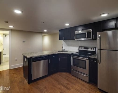 2027 Walnut St, Philadelphia, Pa 19103, Usa - Photo Thumbnail 0