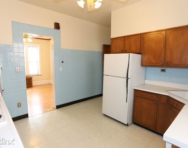 1952 W. Addison, Unit 2a - Photo Thumbnail 2