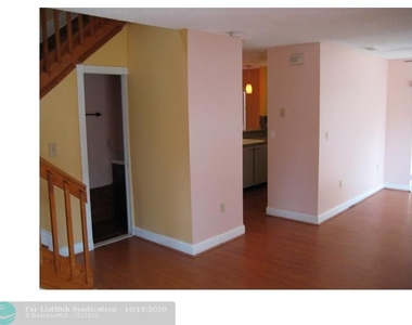 4254 Sw 72 Wy - Photo Thumbnail 5