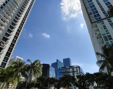 1060 Brickell Ave - Photo Thumbnail 30