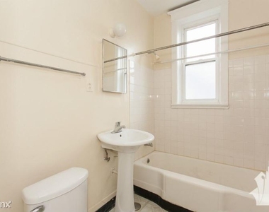 4421 N Wolcott Ave B1 - Photo Thumbnail 9