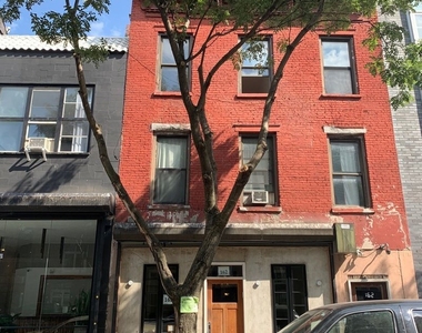 Manhattan Avenue, Brooklyn, NY 11206 - Photo Thumbnail 0