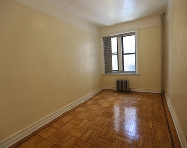 426 Eastern Parkway - Photo Thumbnail 5