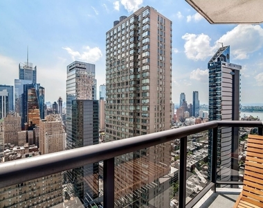 235 West 48th Street - Photo Thumbnail 0