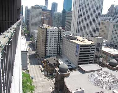 10 East Ontario Street - Photo Thumbnail 12