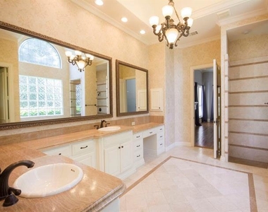 3104 Briarwood Lane - Photo Thumbnail 21