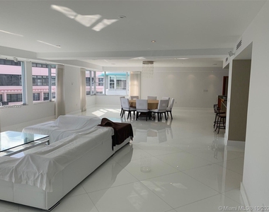 5255 Collins Ave - Photo Thumbnail 7