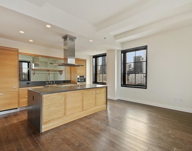 425 West 50th St - Photo Thumbnail 0