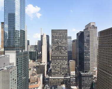 260 West 54th Street - Photo Thumbnail 9