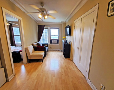 443 West Wrightwood Avenue - Photo Thumbnail 6