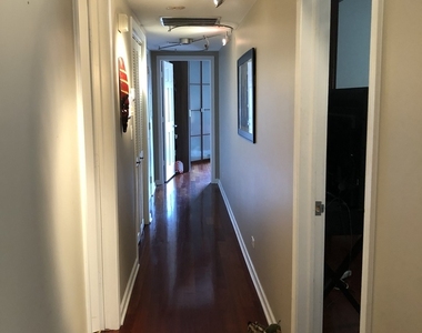 1451 North Ashland Avenue - Photo Thumbnail 7