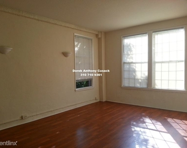 5640 Franklin Ave - Photo Thumbnail 4