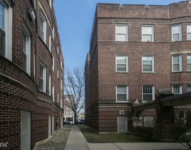 5208 N Damen Ave 3 - Photo Thumbnail 1