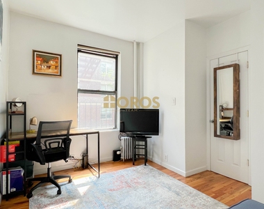 238 East 7th Street - Photo Thumbnail 4