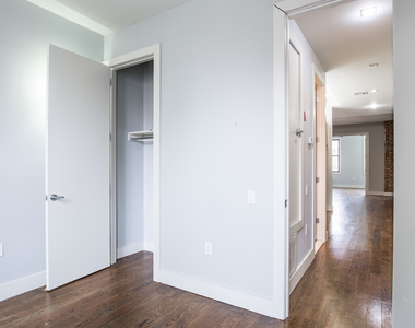 179 Maujer St - Unit: 3R - Photo Thumbnail 8