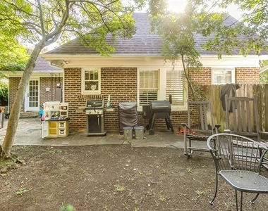 2606 Cockrell Avenue - Photo Thumbnail 21