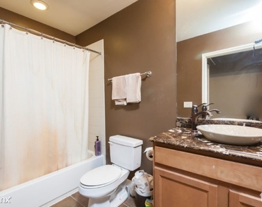 1841 S Calumet Ave 1004 - Photo Thumbnail 9