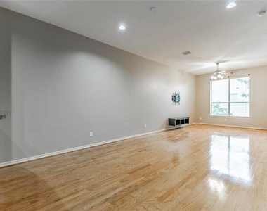 4315 Holland Avenue - Photo Thumbnail 2