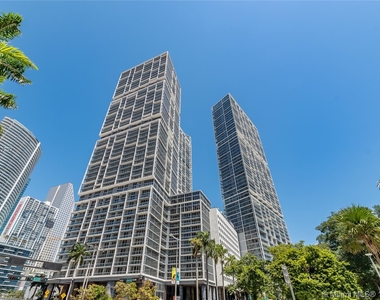 475 Brickell Ave - Photo Thumbnail 33