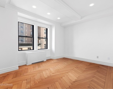 610 Park Avenue - Photo Thumbnail 6