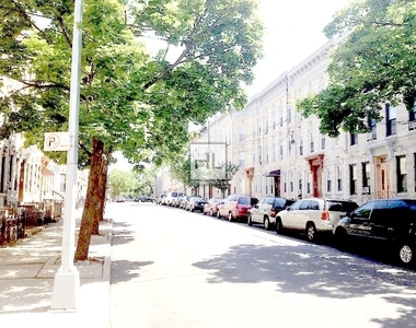 Copy of Linden Street - Photo Thumbnail 6