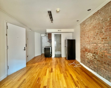1145 Dean Street - Photo Thumbnail 3