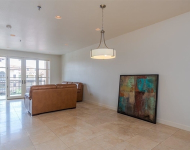 1050 Brickell Ave Apt 2816 - Photo Thumbnail 8