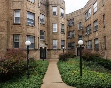 907 W Altgeld St 3b - Photo Thumbnail 1