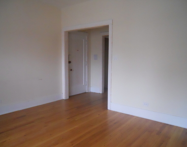 4608 North Leavitt Street - Photo Thumbnail 2