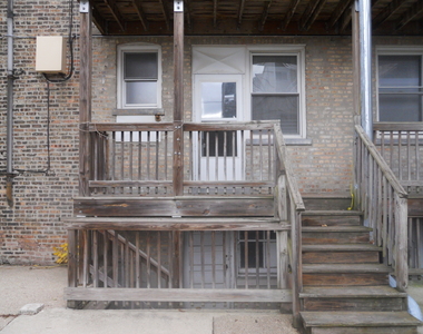 4608 North Leavitt Street - Photo Thumbnail 15