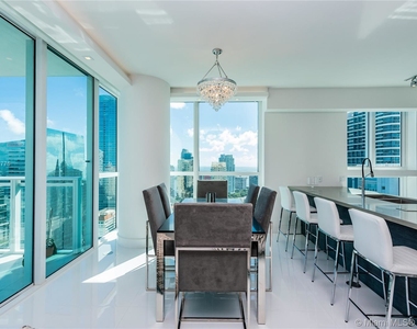 1080 Brickell Ave - Photo Thumbnail 8