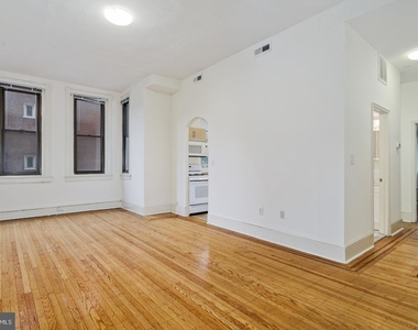 1530 Spruce Street - Photo Thumbnail 8