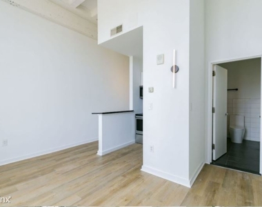 109 W Wildey St 309 - Photo Thumbnail 2