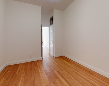 East 90th Street, Great Deal for One Bedroom - Photo Thumbnail 0