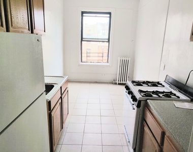 Holland Avenue, Bronx, NY 10462 - Photo Thumbnail 1