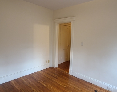 1156 Commonwealth Ave - Photo Thumbnail 1