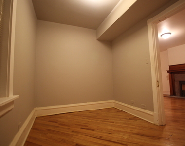 1042 West Newport Avenue - Photo Thumbnail 5