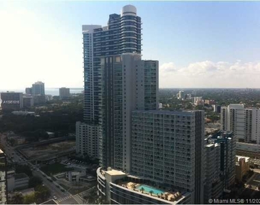 1050 Brickell Av - Photo Thumbnail 0