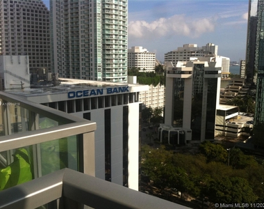 1050 Brickell Av - Photo Thumbnail 15