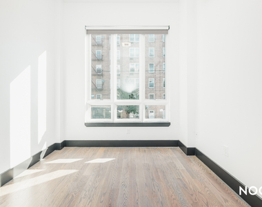 596 East 32nd Street - Photo Thumbnail 8