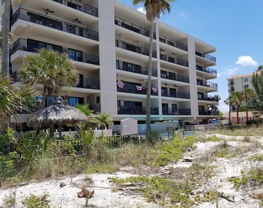 13650 Gulf Boulevard - Photo Thumbnail 2