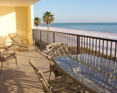 13650 Gulf Boulevard - Photo Thumbnail 5