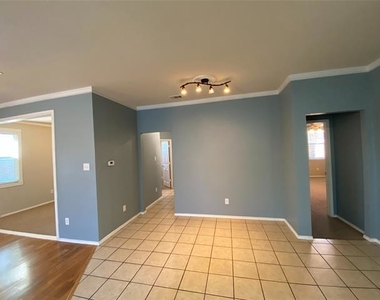 920 Buffalo Springs Drive - Photo Thumbnail 9