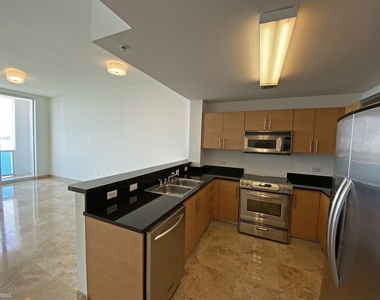 725 Ne 22nd St # 1103 - Photo Thumbnail 11