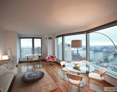 8 Spruce Street - Photo Thumbnail 1