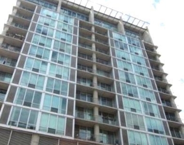 700 West Van Buren Street - Photo Thumbnail 0