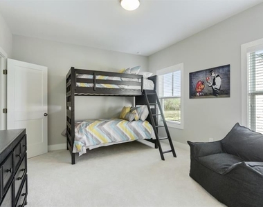 1454 Fairmont Avenue Nw - Photo Thumbnail 20